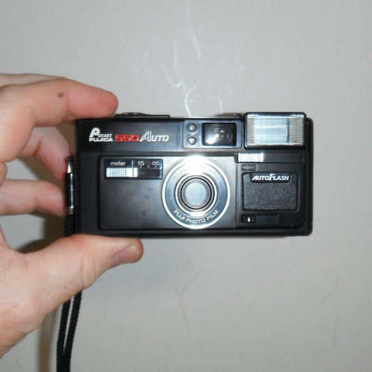 Fujica 550 Auto Flash – 110 Format Pocket Camera